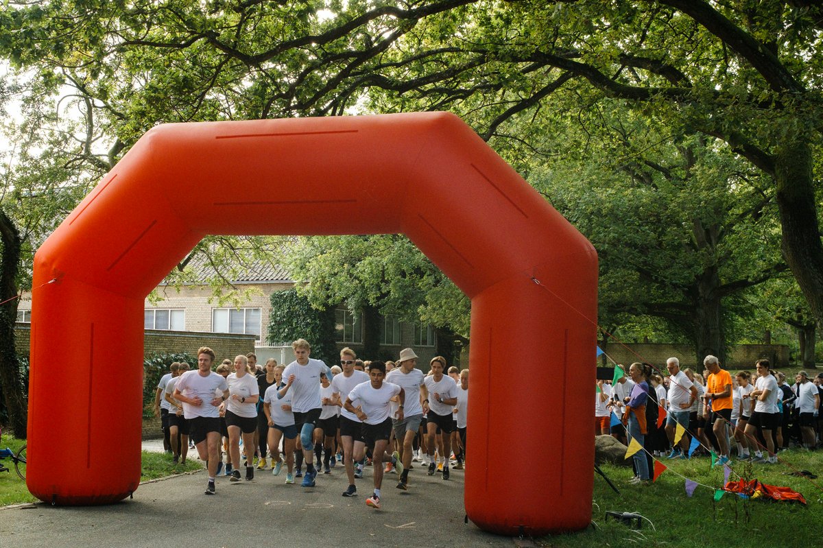 Participants at Knæk Cancer Løbet